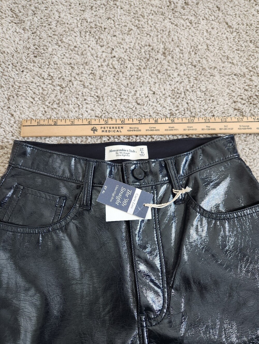 NWT Abercrombie & Fitch Curve Love Patent Leather 90s Straight Ultra High Rise - Picture 6 of 9